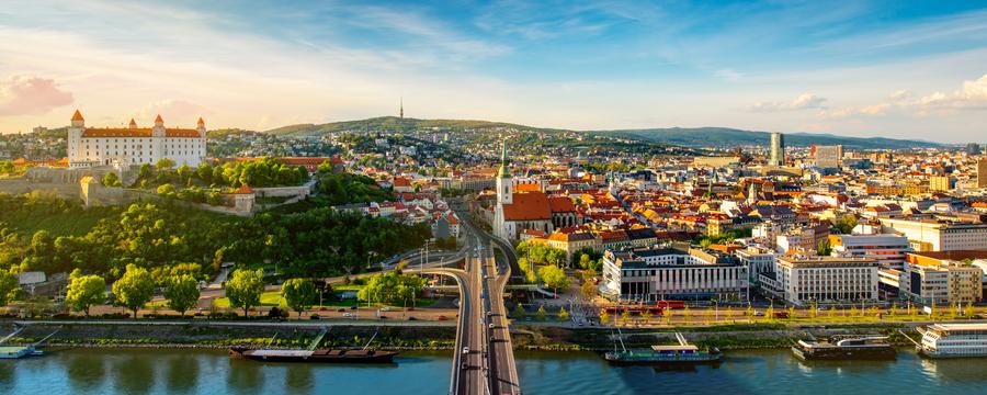 Bratislava Kartta Kunto Tyydyttava 1 50 Antikvariaatti Net