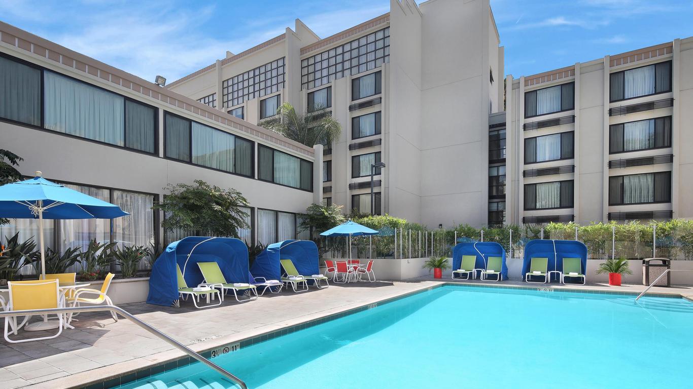 Holiday Inn Hotel & Suites Anaheim, An IHG Hotel